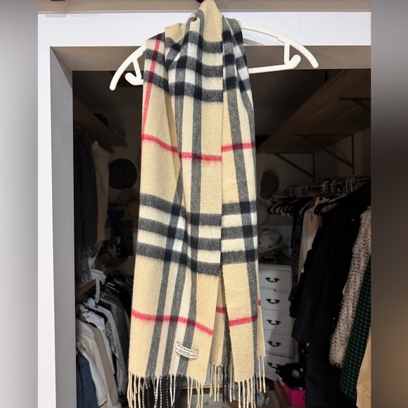 Burberry Vintage Trench - Picture 15 of 16